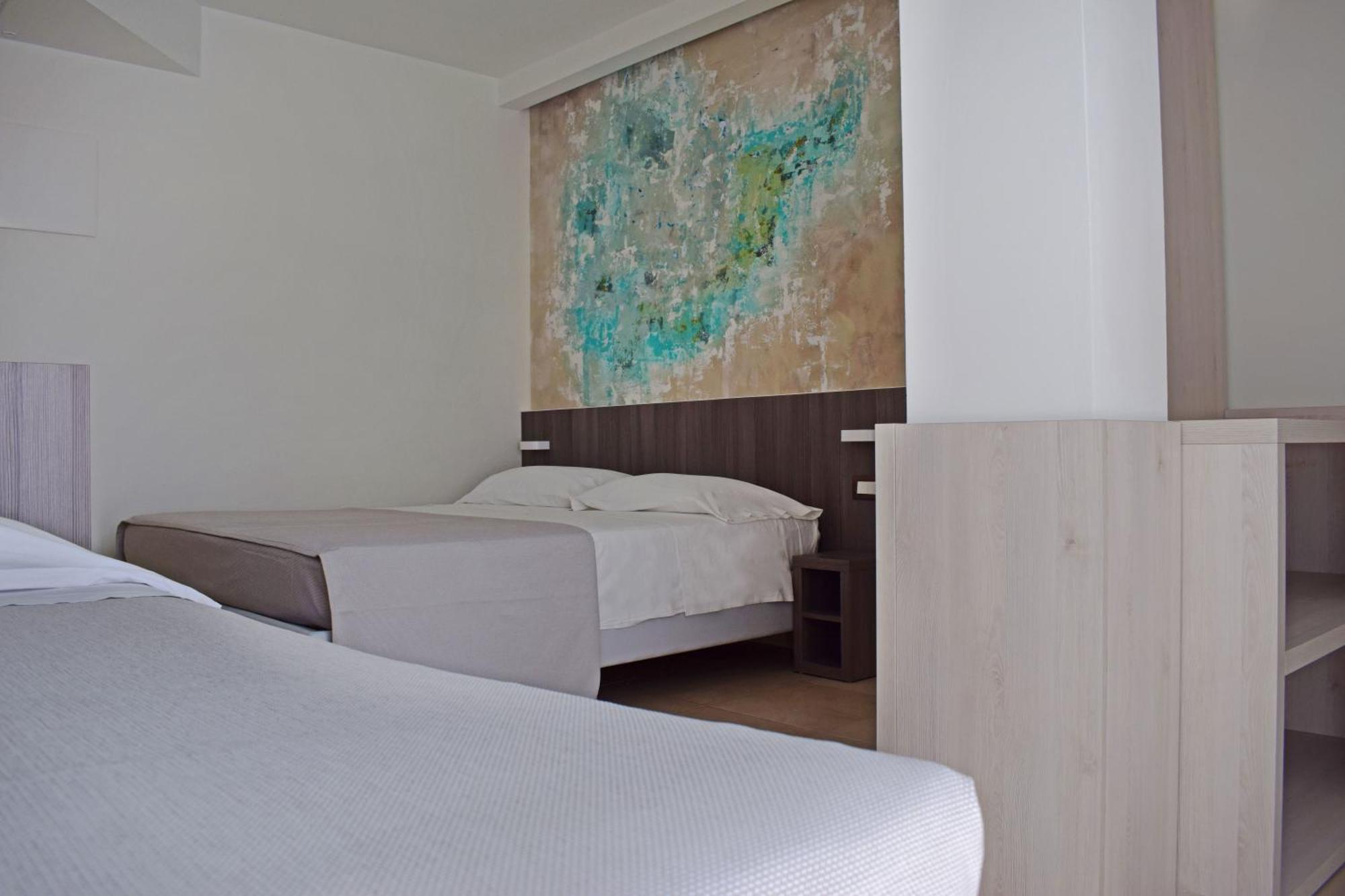 Hotel Muccioli Misano Adriatico Ruang foto